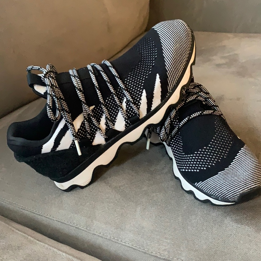 Women’s Sorel tennis shoes